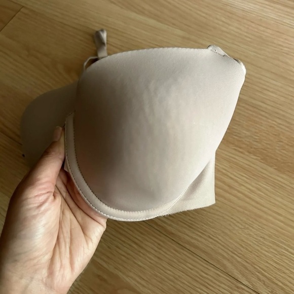 Warner’s Nude Wired Bra 34C - Picture 7 of 10